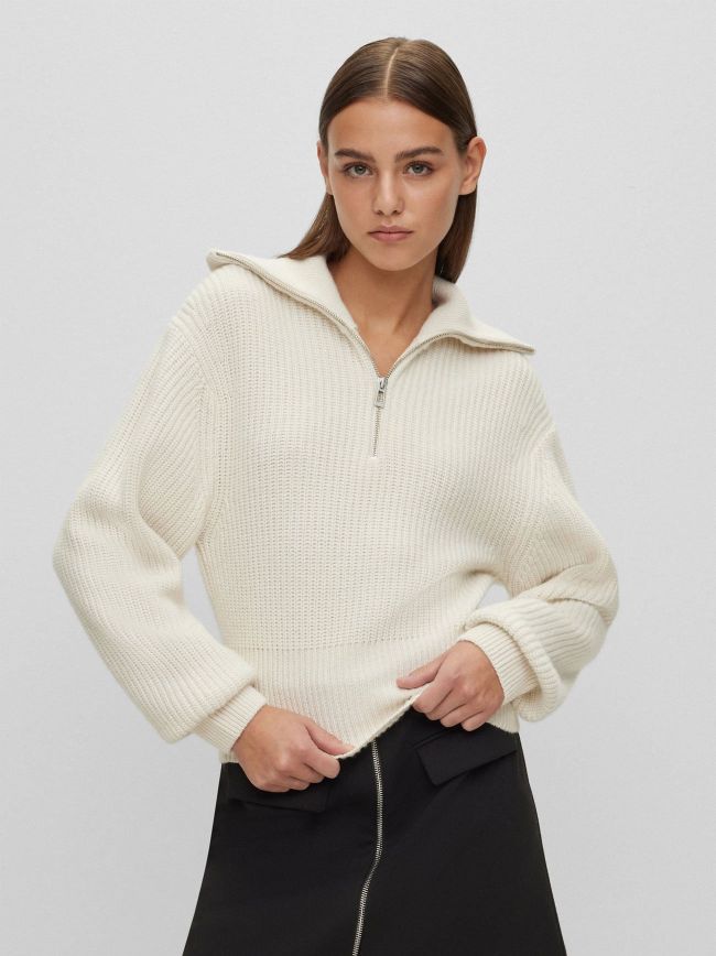 Open Sofalia Jumper